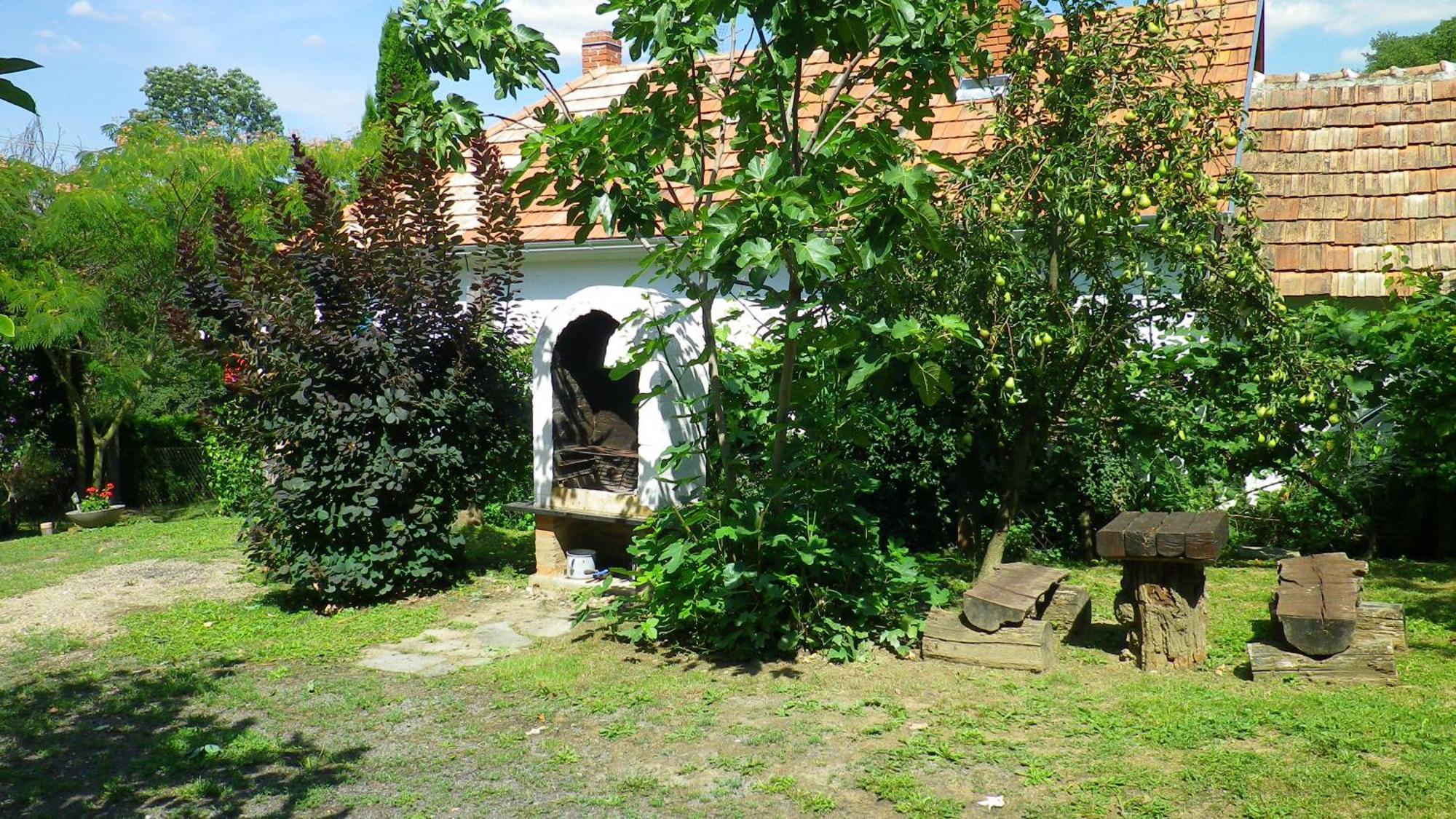 Makfa Vendeghaz Hotel Vasvar Bagian luar foto