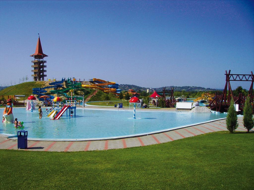 Makfa Vendeghaz Hotel Vasvar Bagian luar foto