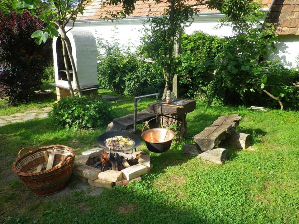 Makfa Vendeghaz Hotel Vasvar Bagian luar foto