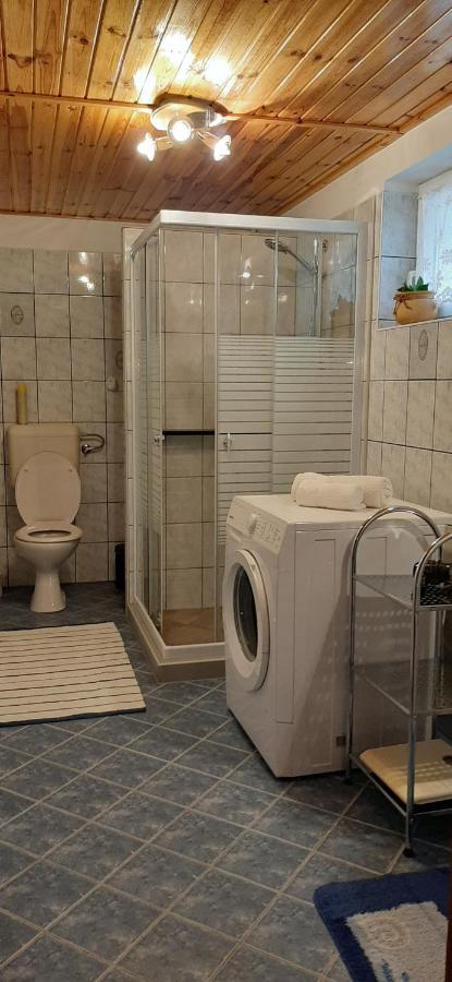 Makfa Vendeghaz Hotel Vasvar Bagian luar foto
